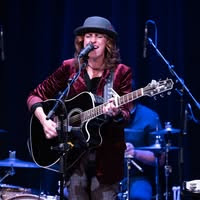 Christine Havrilla Obituary-Cause of Death; Milton Mourns the Unexpected Passing of Singer and Songwriter Christine Havrilla
